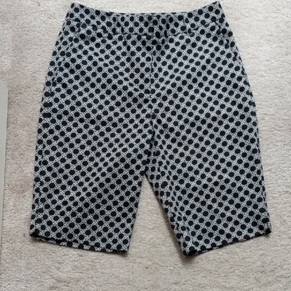Jessica Black and White Patterned Women Shorts